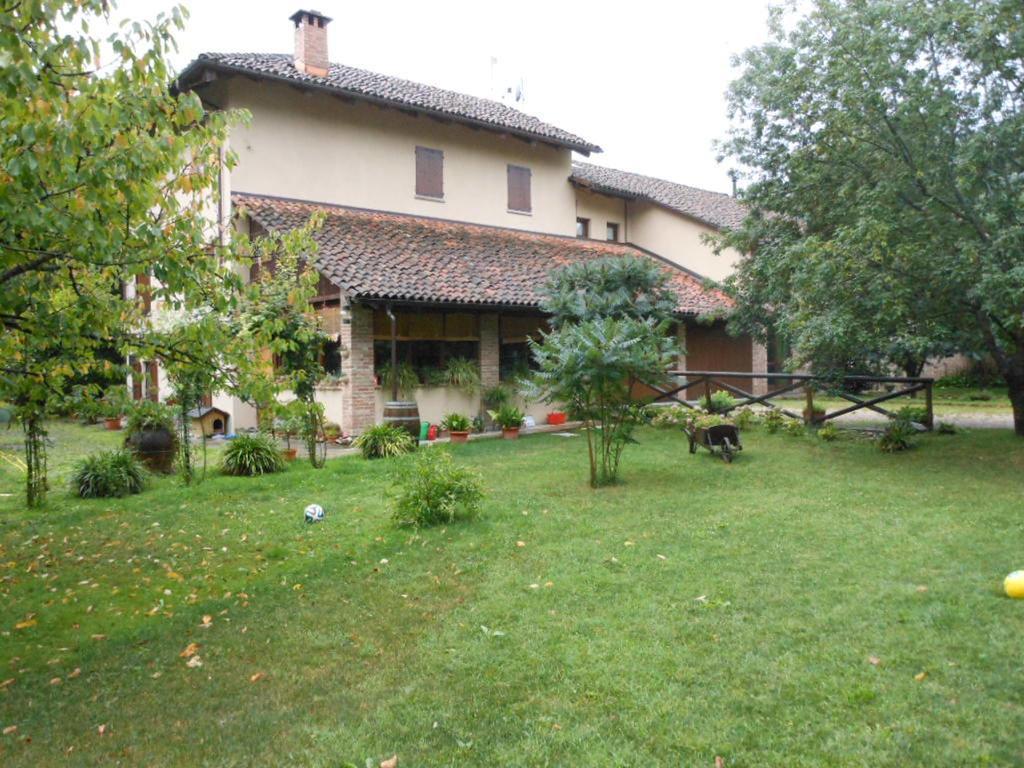 Locanda Del Molino Vecchio Magliano Alfieri Habitación foto